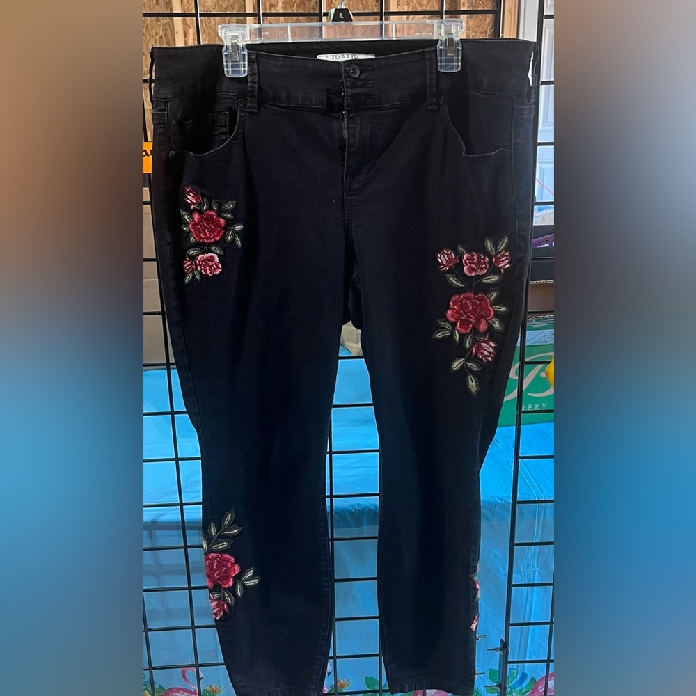 Torrid Embroidered Floral Design Jeans